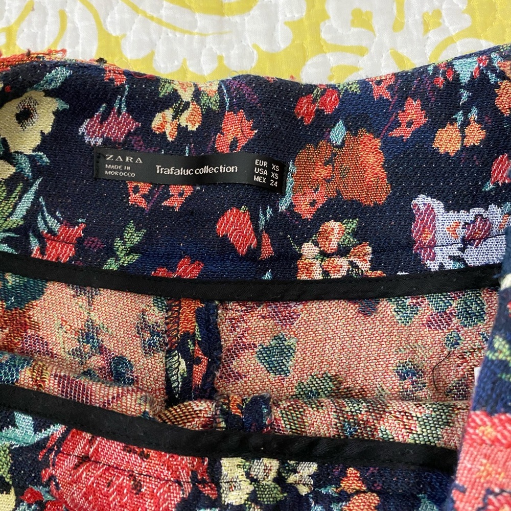 zara - Picture 3 of 5